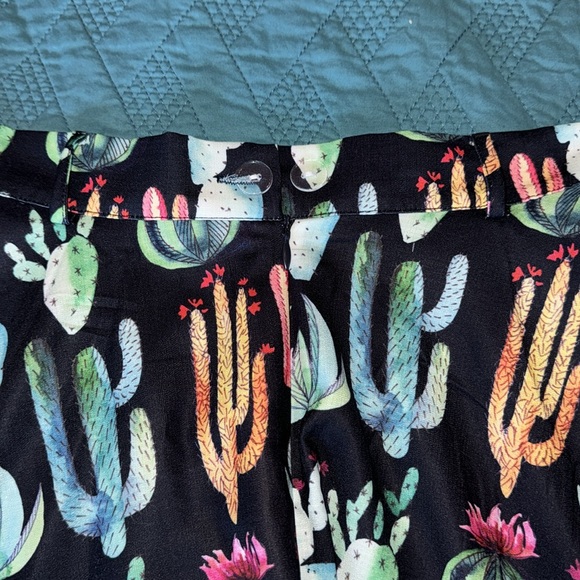 Cactus 🌵 skirt - Picture 4 of 6